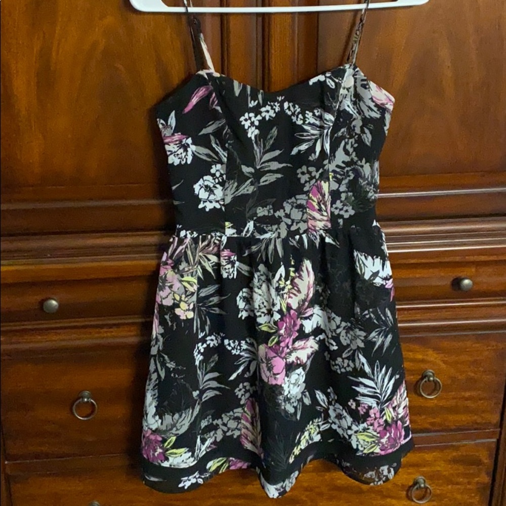 Flower dress - size 3